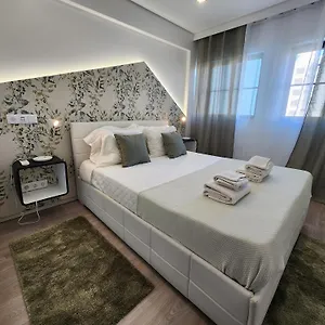Ria Center - Right Faro